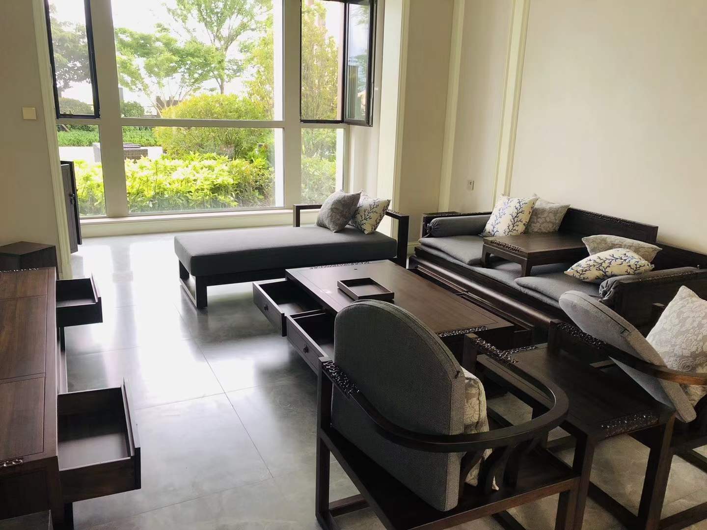 友好海信君悦230平大平层除甲醛